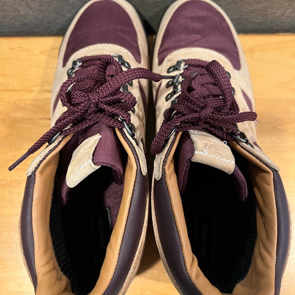 New Balance Maroon and Beige Hiking Boots - Picture 7 of 8